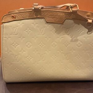 Louis Vuitton Cream Monogram Vernis Tote with Natural Vachetta Trim